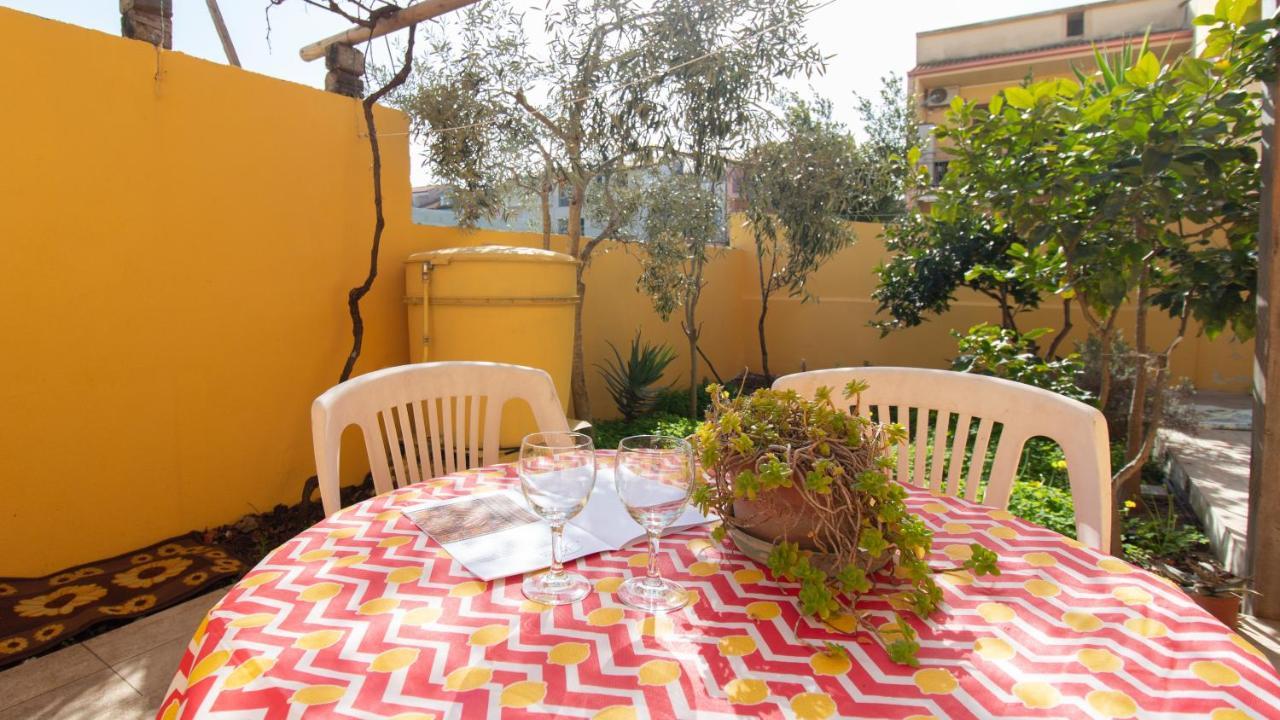 Yellow House-Villetta Con Giardino 奥里斯塔诺 外观 照片